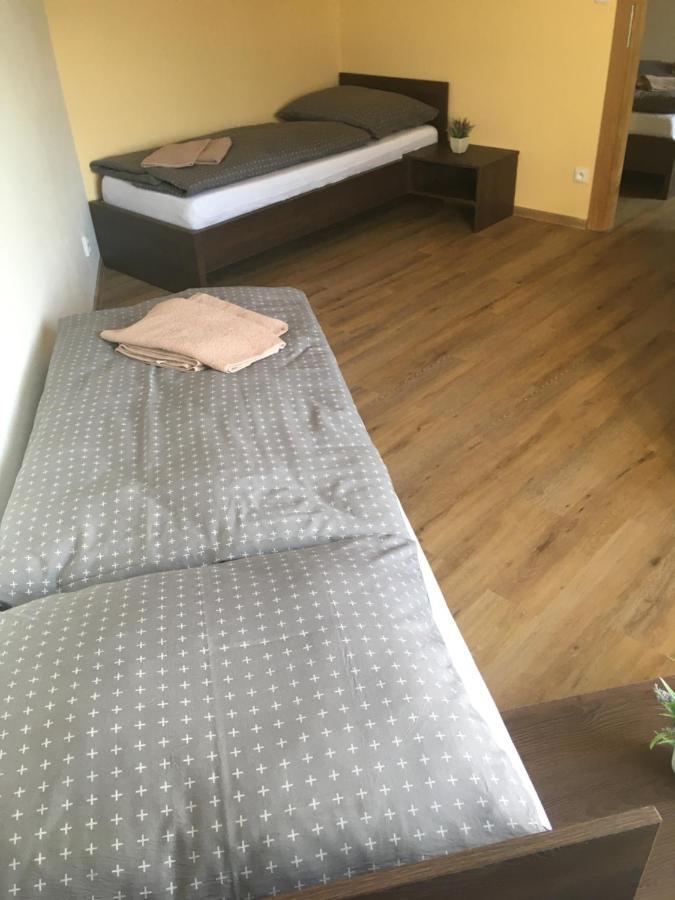 Penzion A Pivnice Varna Velká Bystřice Eksteriør bilde