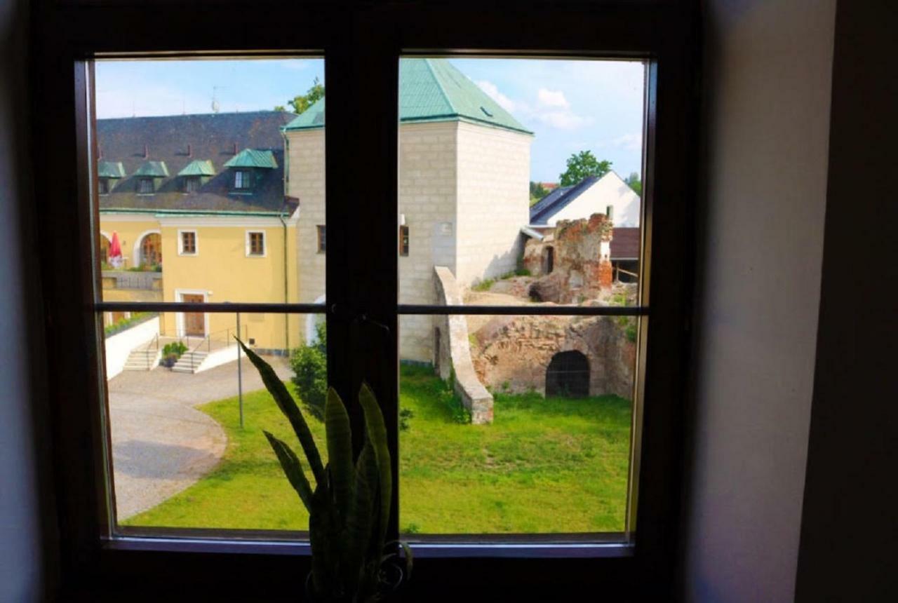 Penzion A Pivnice Varna Velká Bystřice Eksteriør bilde